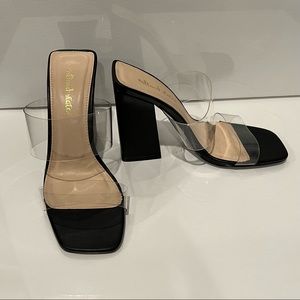 Altar’d State Dress Shoes size 7.5 Clear straps over toes and feet 5 inc…